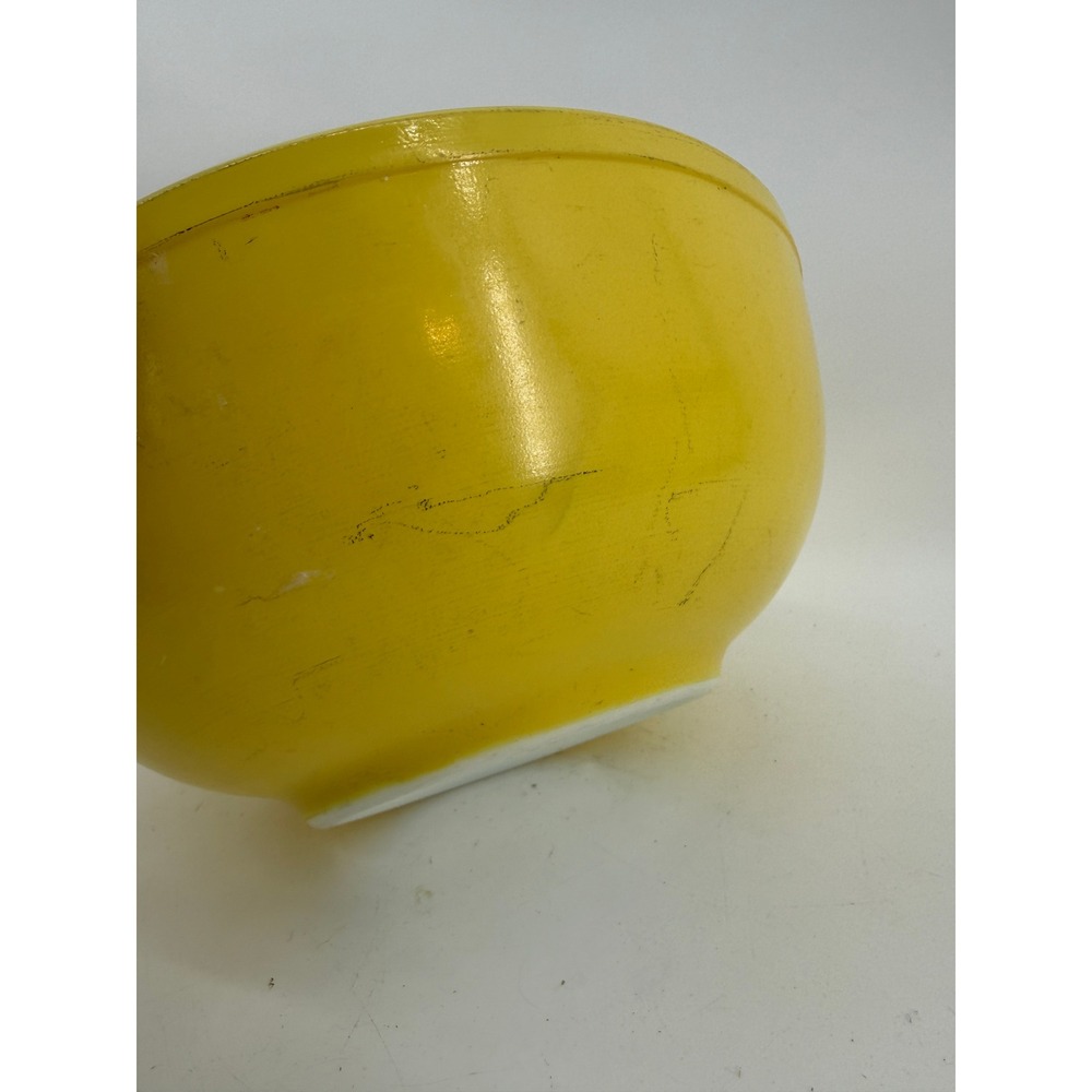 Pyrex Mixing Bowl Unisex 404 4 QT Yellow Vintage Milk Glass MCM Primary Series - Picture 8 of 13